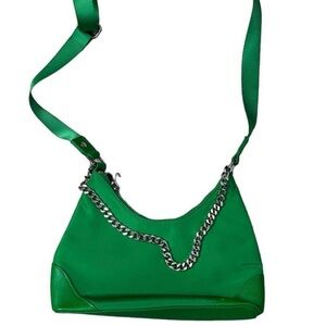 Wild Fable women's Handbag Shoulder zippered main compartment used once